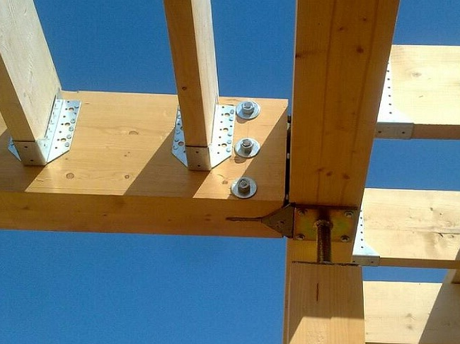 Перфорированные опоры и держатели балок