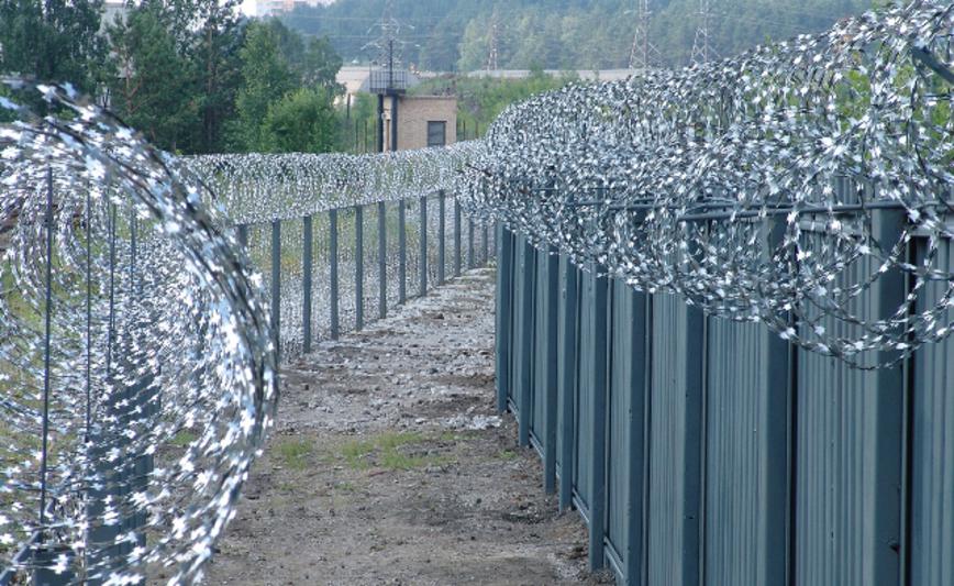 Ограждение территории при помощи спирального барьера безопасности 4.jpg
