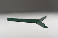 Кронштейн V-образный 450 для колючей проволоки СББ и ПББ Кронштейн V-образный 450 для колючей проволоки СББ и ПББ