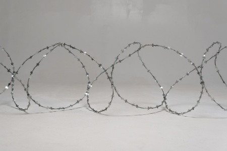 СББ из армированной скрученной колючей ленты 500/50/3