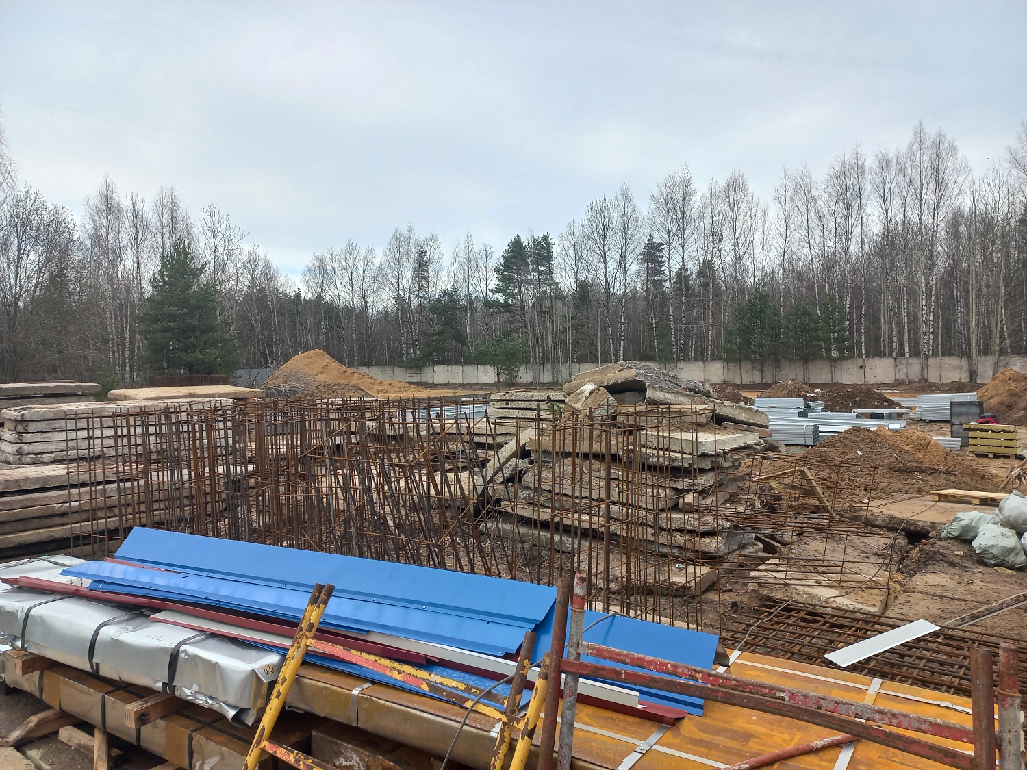 Начальные этапы строительства нового цеха Бастион-Пром